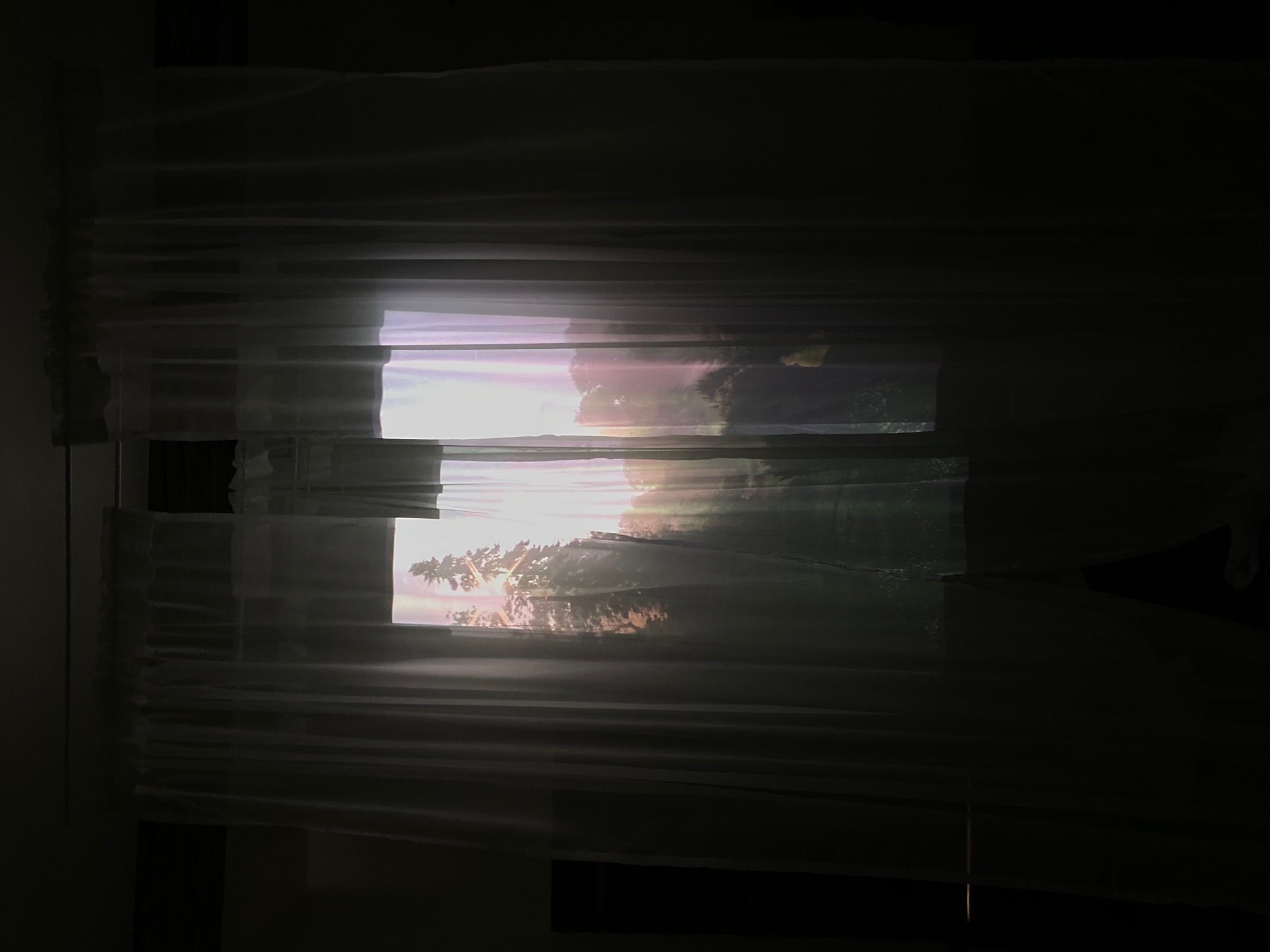 Sofhie Mavroudis- Video installation - CEtte laide chose qui s'appelle Mélancolie